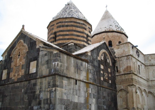 Jolfa und Armenischen Kirchen 